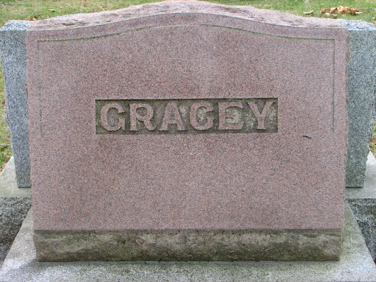 Gracey - SMACW Cemetery Sect E row 3