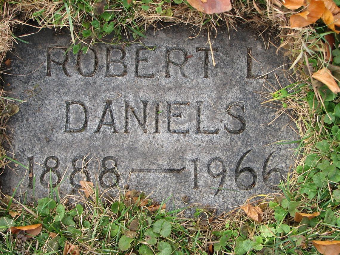 Robert Daniels 1888-1966