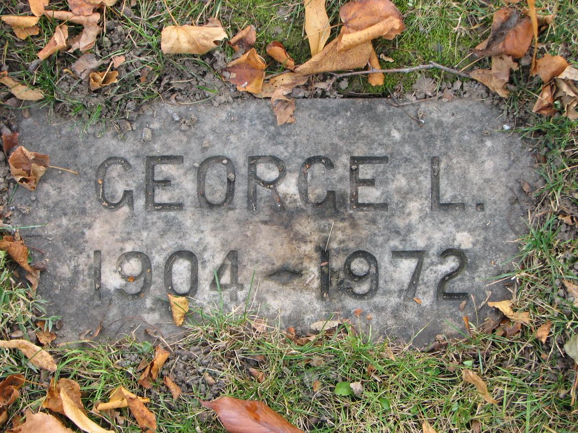 George L. Varah 1904-1972 _ Sect D row 9